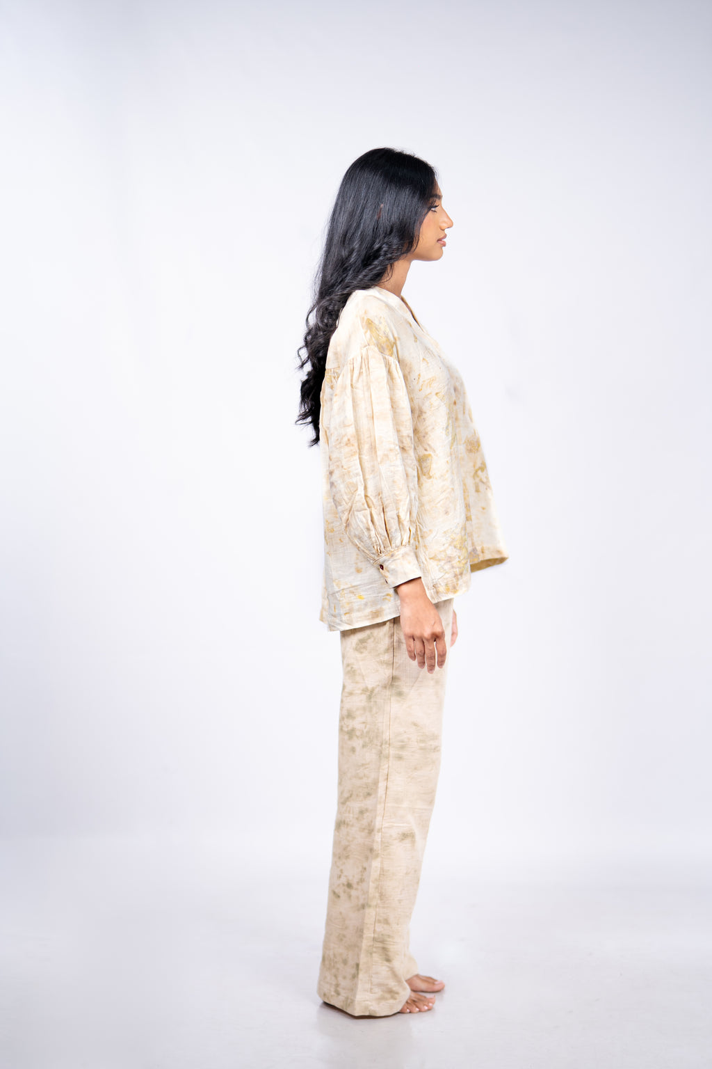 Bloom V-neck comfort shirt