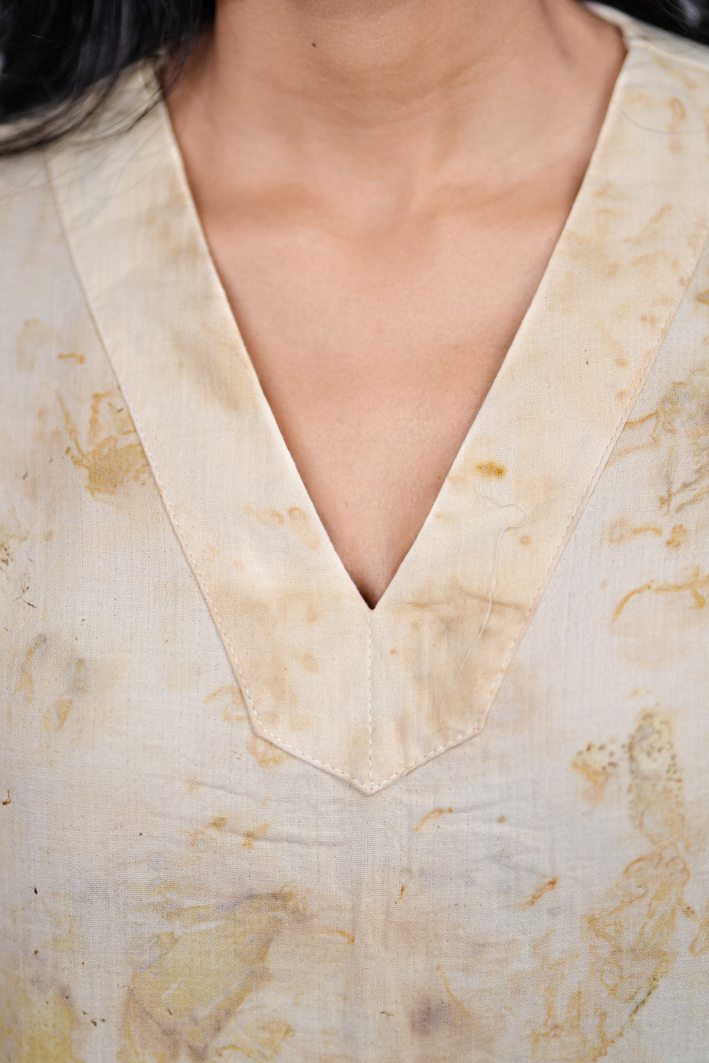 Bloom V-neck comfort shirt