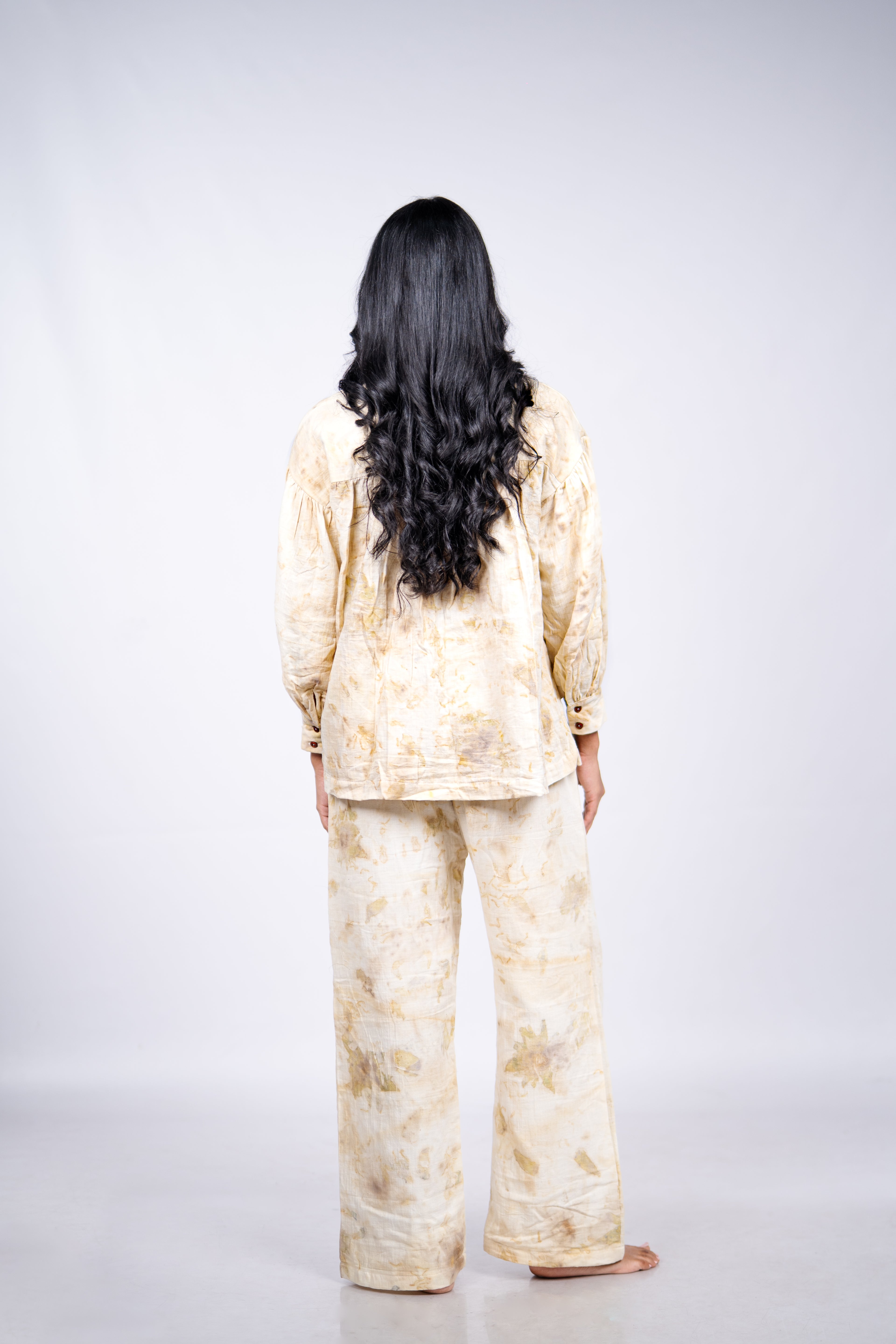Bloom V-neck comfort shirt